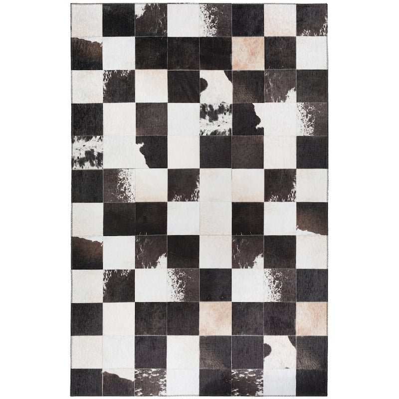 Indoor/ Outdoor Laredo Faux Hide Square Patchwork Washable Area Rug