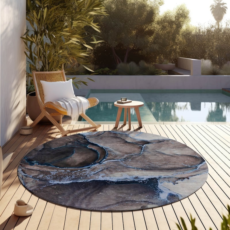 Machine Washable Indoor/ Outdoor Abstract Chantille Rug