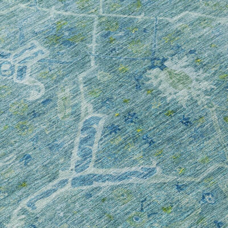 Machine Washable Indoor/ Outdoor Vintage Traditional Chantille Rug