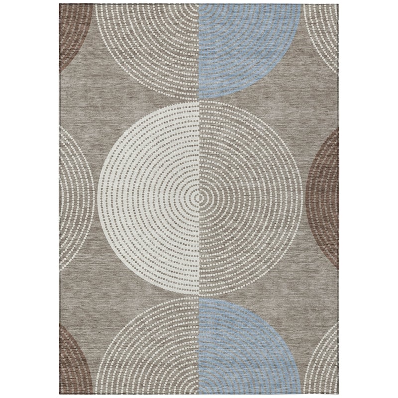 Machine Washable Indoor/ Outdoor Casual Circles Chantille Rug