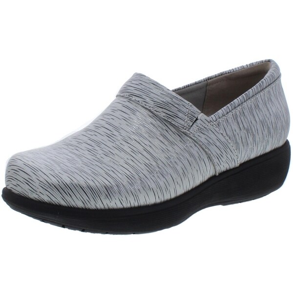 meredith clogs