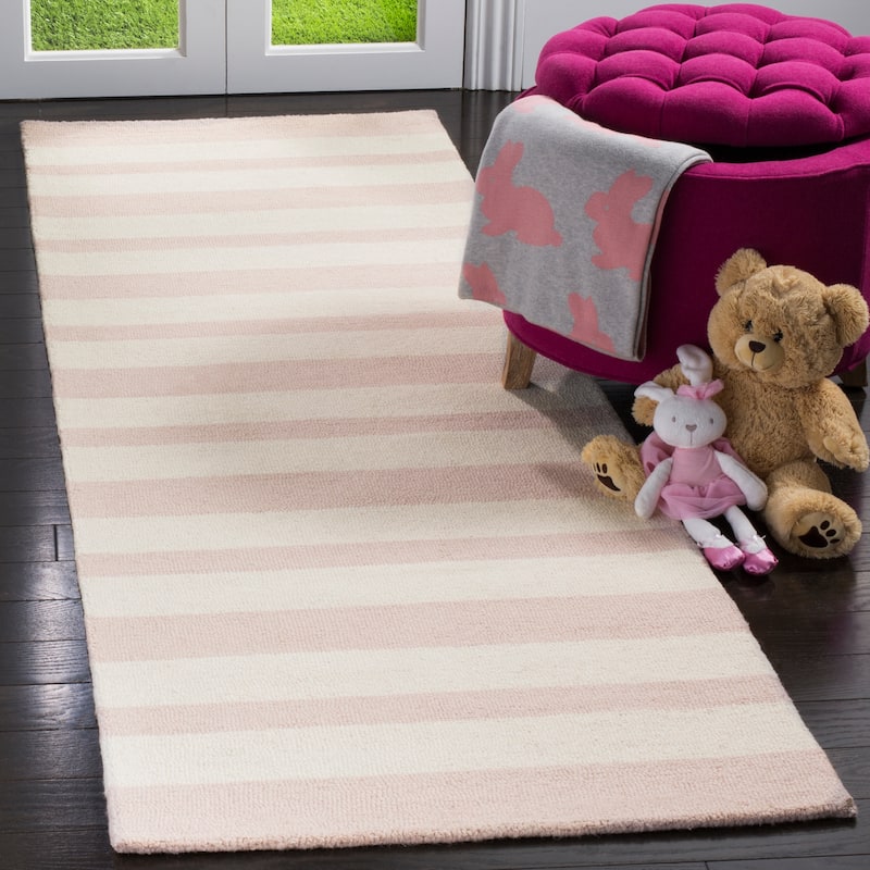 SAFAVIEH Handmade Kids Nigar Wool Rug - 2'6" x 8' Runner - Pink/Ivory - Runner