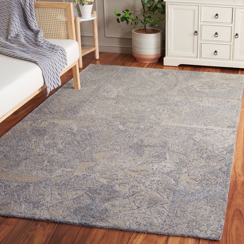 SAFAVIEH Handmade Abstract Aycan Contemporary Rug - 5' x 8' - Beige/Grey