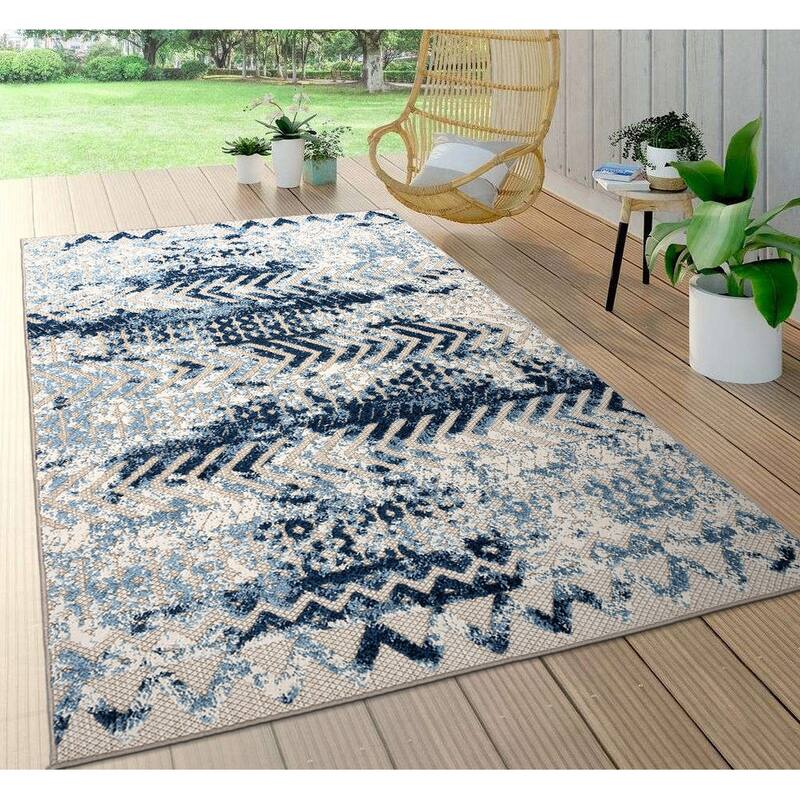 World Rug Gallery Turin Modern Geometric Bohemian Indoor/Outdoor Area Rug