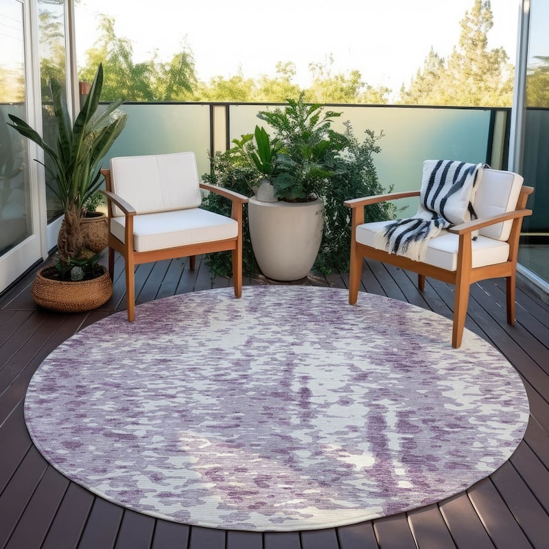 Machine Washable Indoor/ Outdoor Modern Abstract Chantille Rug - Lavender - 8' x 8'