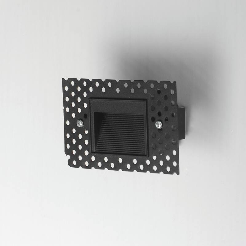 Maxim 58001 Single Path 5" Wide 120, 277V LED Step Light