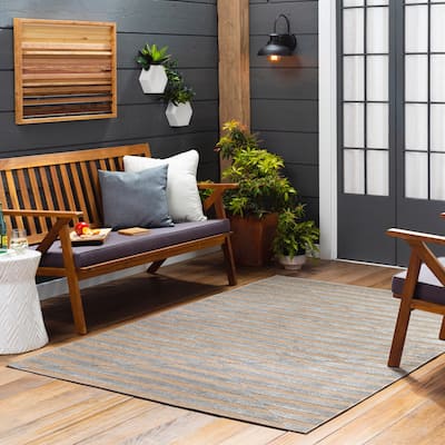 Livabliss Greenwich Indoor/ Outdoor Mod Graphic Area Rug