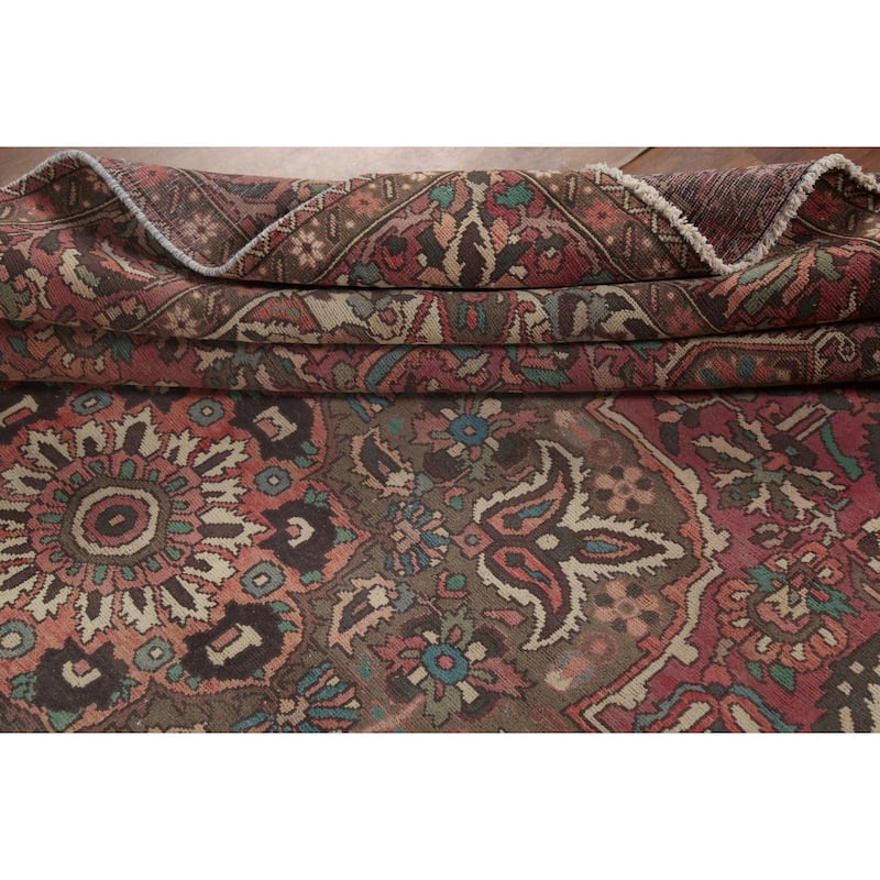 Pink Floral Bakhtiari Persian Vintage Rug Hand-Knotted Wool Carpet - 7'1"x 9'7"