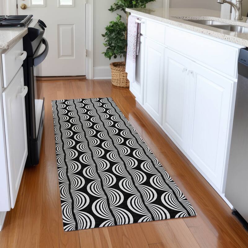 Premium Washable Super Soft Transitional Scallop Mayfield Rug - Black - 2'3" x 7'6"
