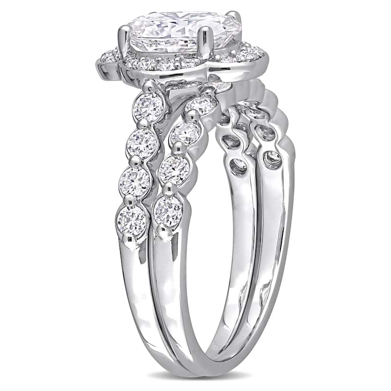 Miadora 1 7/8ct DEW Oval-cut Moissanite Floral Halo Bridal Ring Set in Sterling Silver