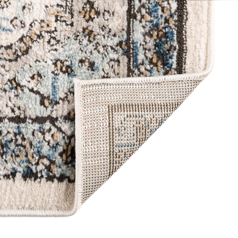 Traditional Jeopok Collection Area Rug