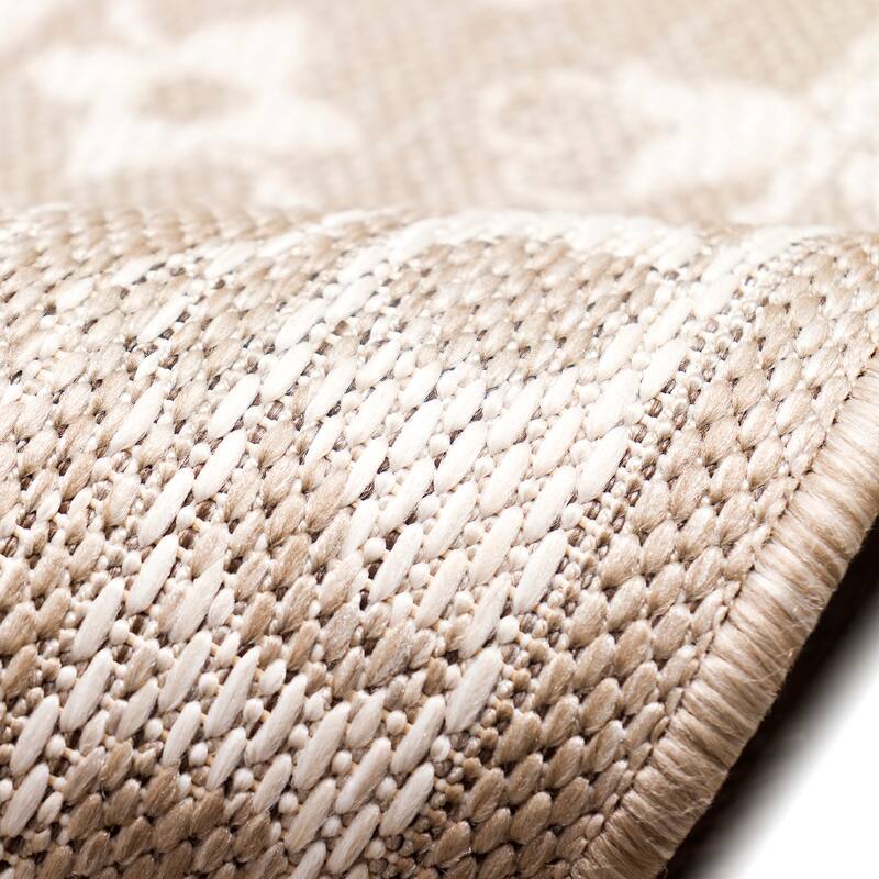 Liora Manne Malibu Kashan Indoor/Outdoor Rug