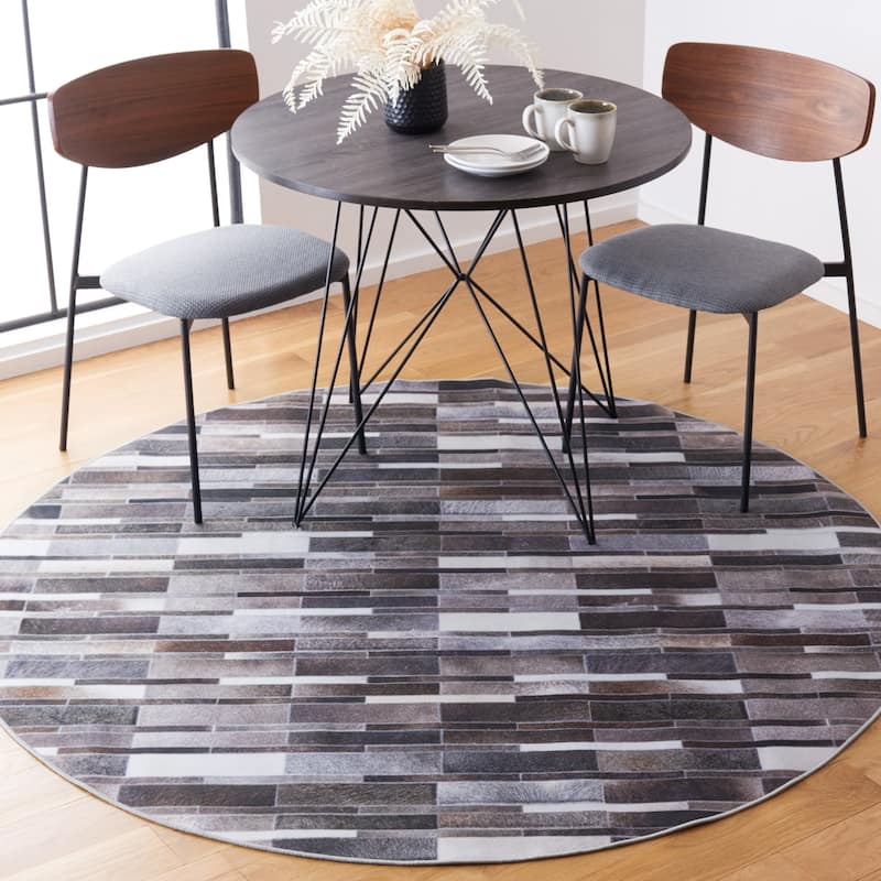 SAFAVIEH Faux Hide Maja Machine Washable Slip Resistant Modern