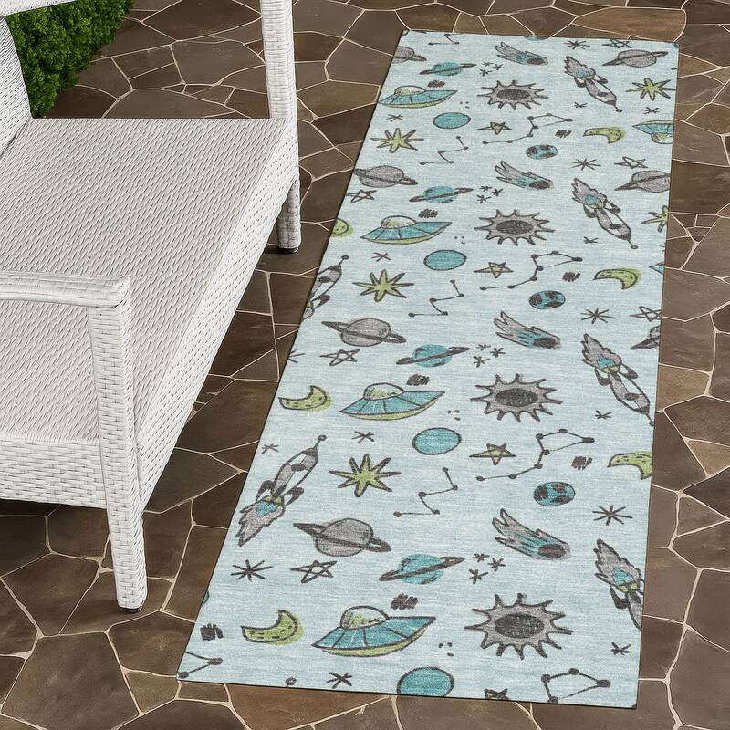 Machine Washable Indoor/ Outdoor Spaceship Chantille Rug - Sky - 2'3" x 7'6"