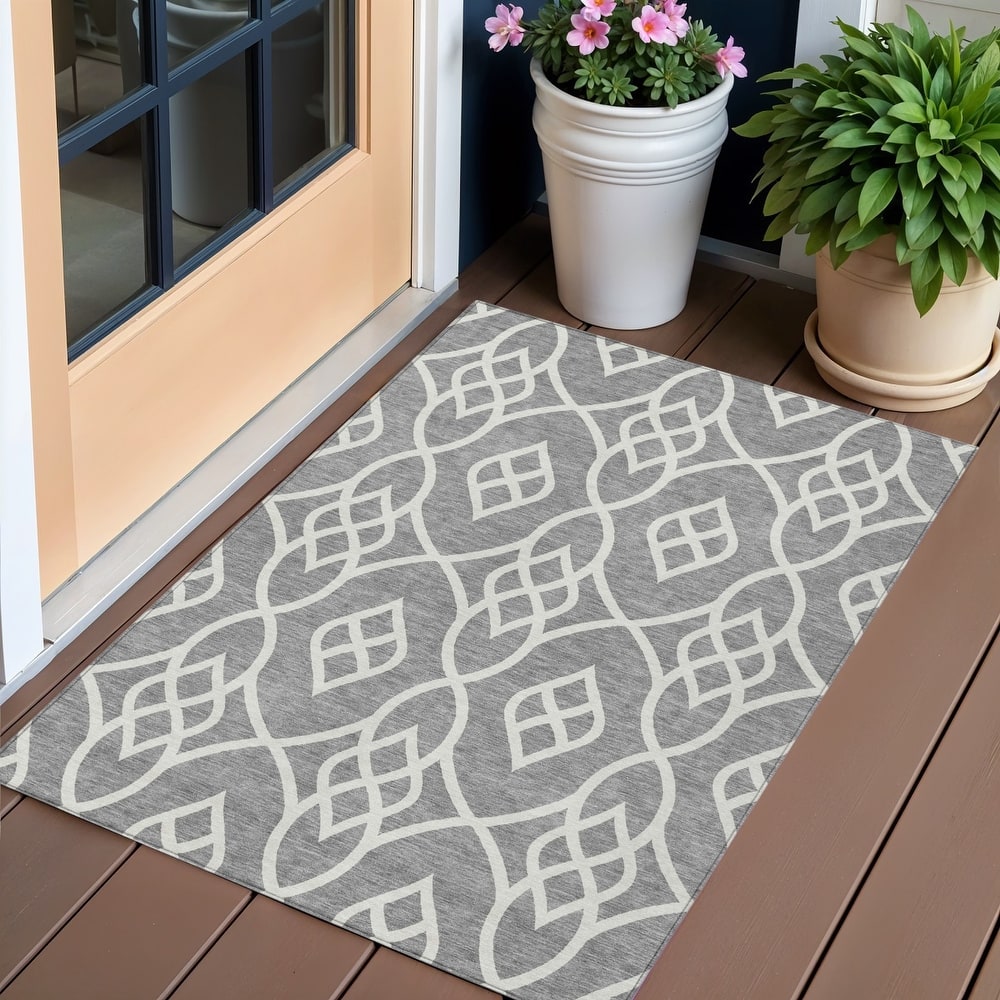 HomeRoots Trellis Transitional Rectangle Outdoor Rug