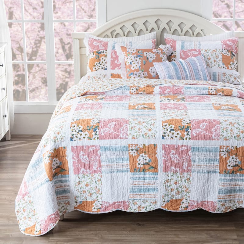 Greenland Home Fashions Everly Shabby Chic Quilt and Pillow Sham Set