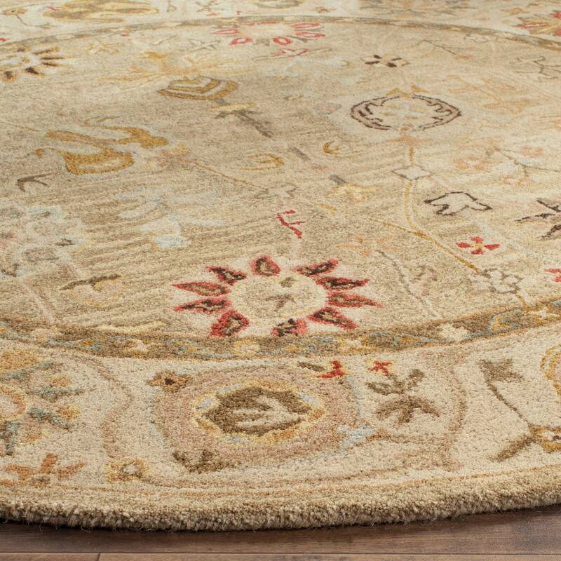 SAFAVIEH Handmade Antiquity Bushra Traditional Oriental Wool Rug
