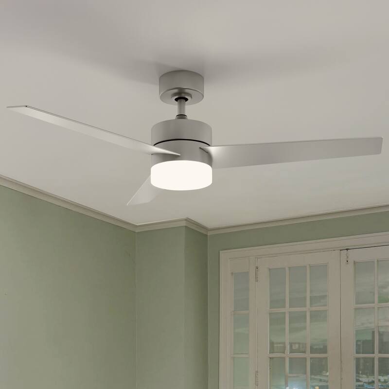 Modern Ceiling Fan with Adjustable LED Light and Remote Control, with 3 Blades - 52"