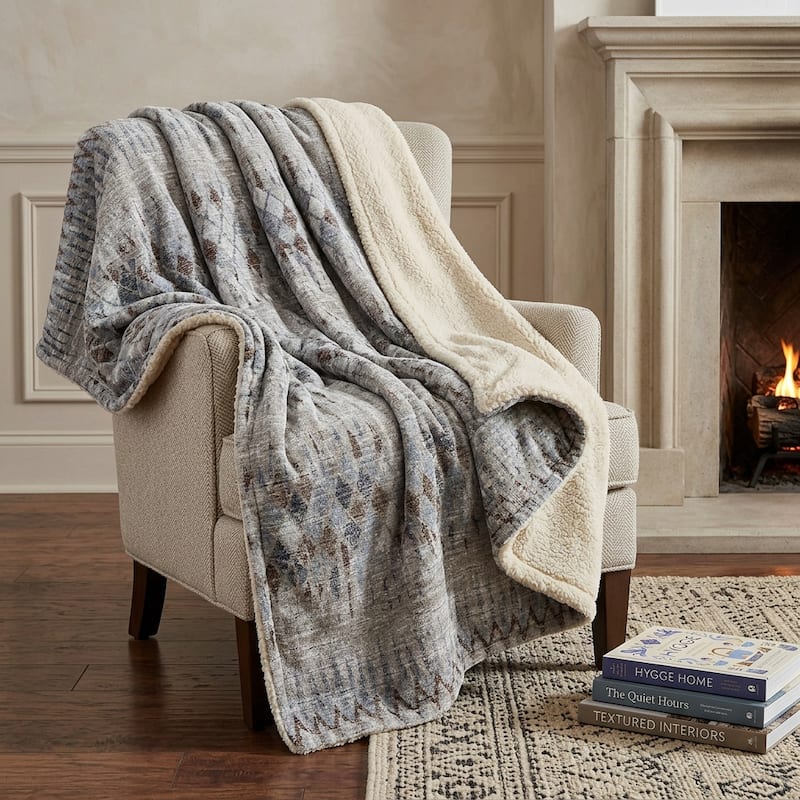 HomeRoots 50" X 70" Blue And Gray Geometric Polyester Woven Plush Throw Blanket - Throw - Blue/Gray