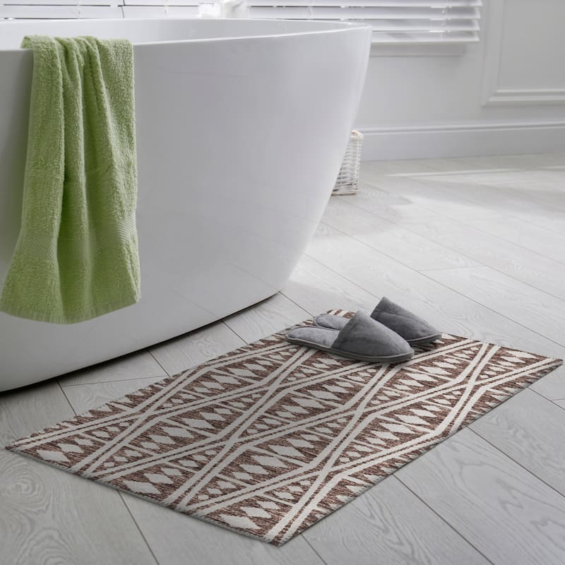Indoor/ Outdoor Addison Yuma Southwest Tribal WashableArea Rug - 1'8" x 2'6" - Brown
