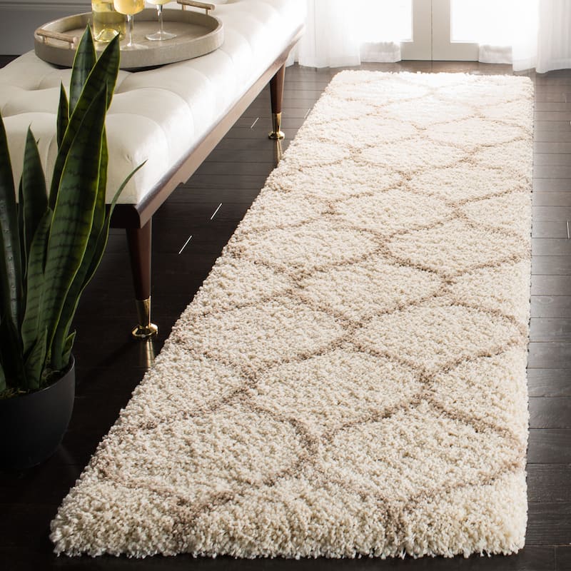 SAFAVIEH Hudson Shag Pushpa Trellis 2-inch Thick Area Rug - 2'3" x 22' Runner - Ivory/Beige