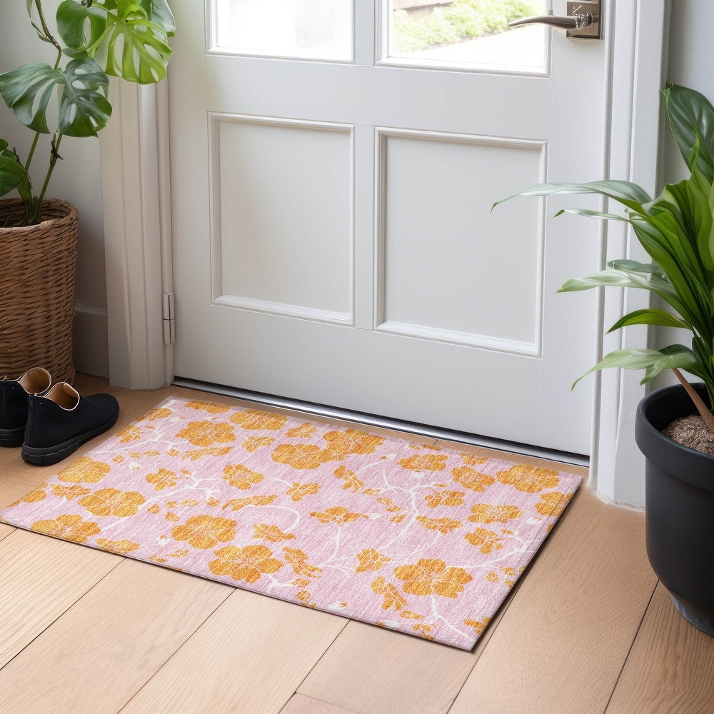 Machine Washable Indoor/ Outdoor Floral Zen Chantille Rug