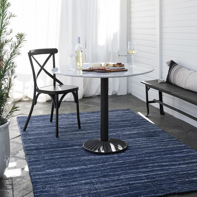 Everen Handmade Indoor/ Outdoor Solid Area Rug