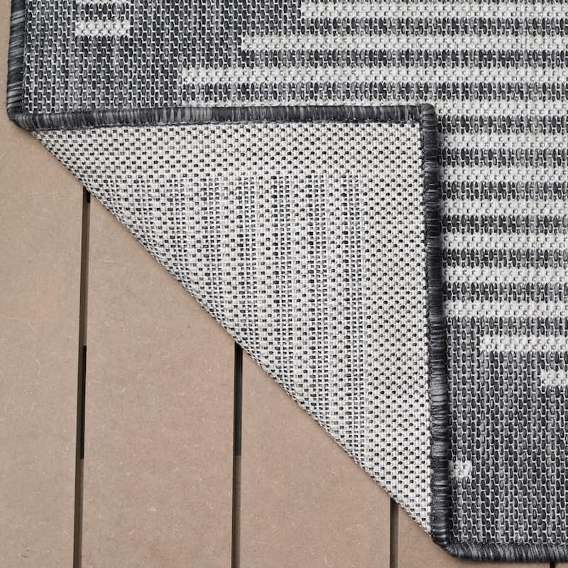 Beverly Rug Dark Grey Geometric Indoor Outdoor Rug, Outside Carpet for Patio, Deck, Porch