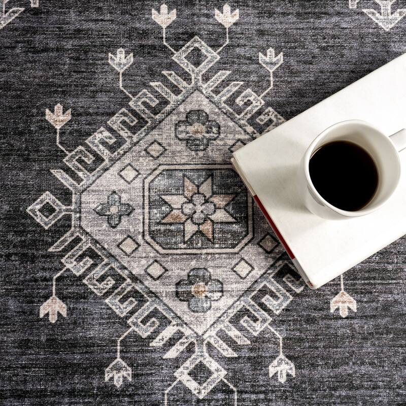 Nuloom Moxie SplashGuard Traditional Bordered Machine Washable Area Rug