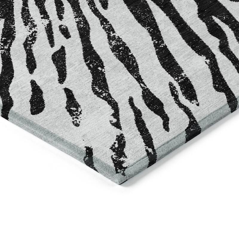 HomeRoots Abstract Transitional Rectangle Outdoor Rug
