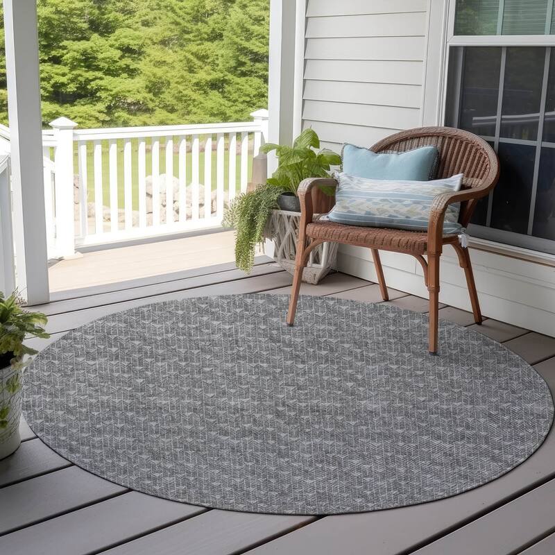 Machine Washable Indoor/ Outdoor Arrows Chantille Rug