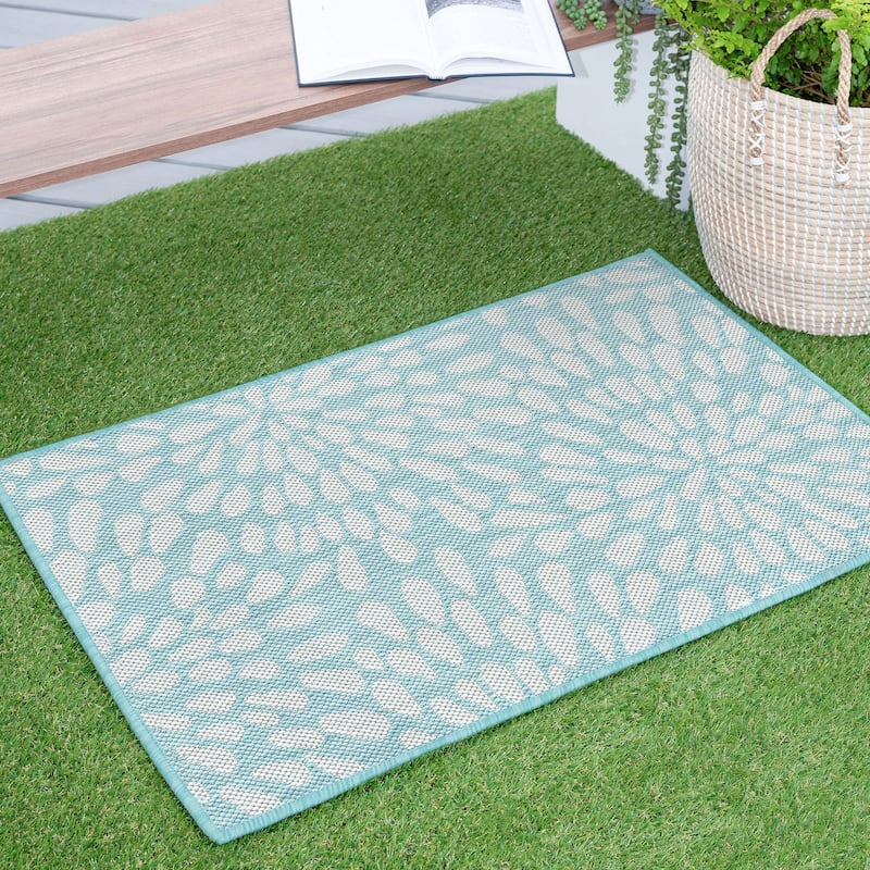 Exo Coastal Floral Indoor/Outdoor Area Rug - 2' x 3' - Aqua/Cream