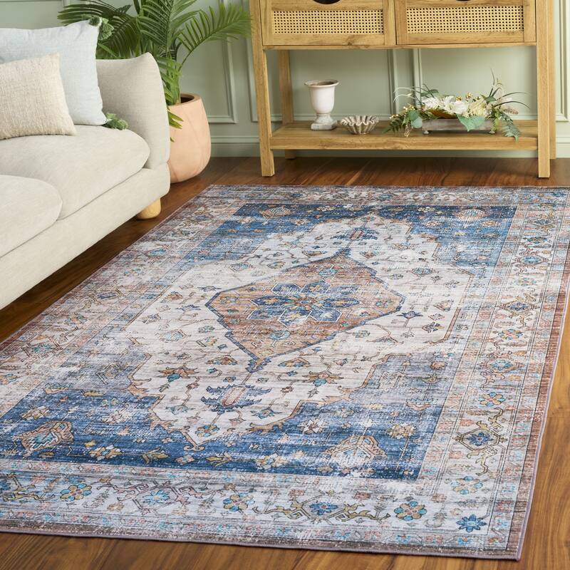SAFAVIEH Arizona Teklia Machine Washable & Slip Resistant Rug