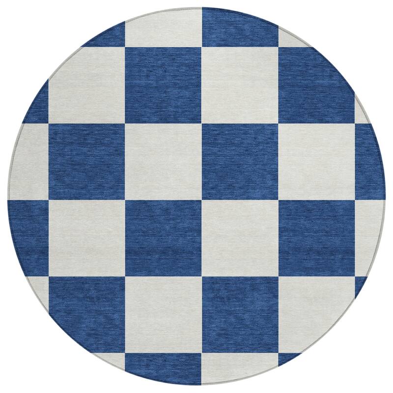 Machine Washable Indoor/ Outdoor Modern Checker Chantille Rug