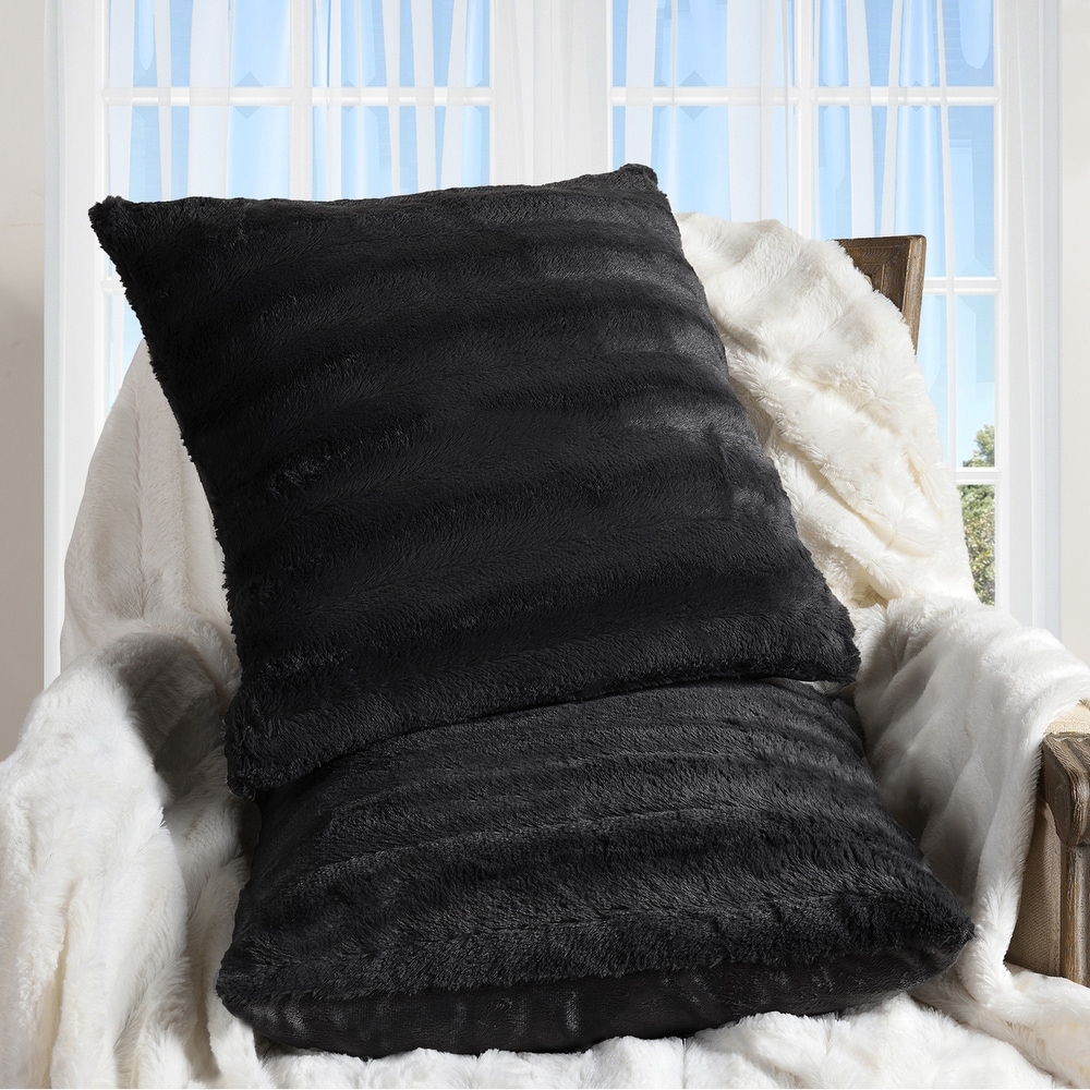 Black bedroom pillows hot sale