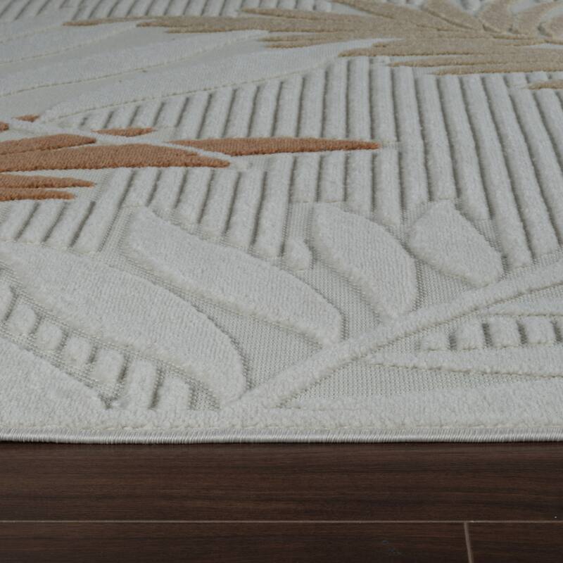Beso Lush Floral Weather Resistant Current & Stylish Outdoor Rug