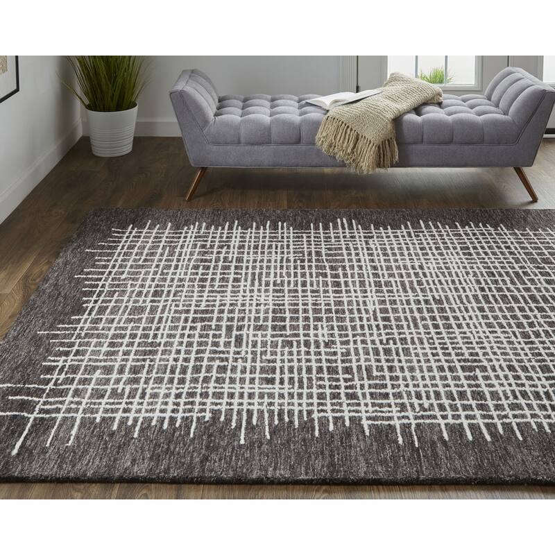 Wixo Stain Resistant Area Rug By HomeRoots - 5' x 8'