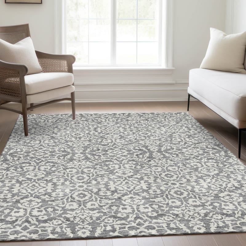 Premium Washable Super Soft Traditional Mekenzie Mayfield Rug