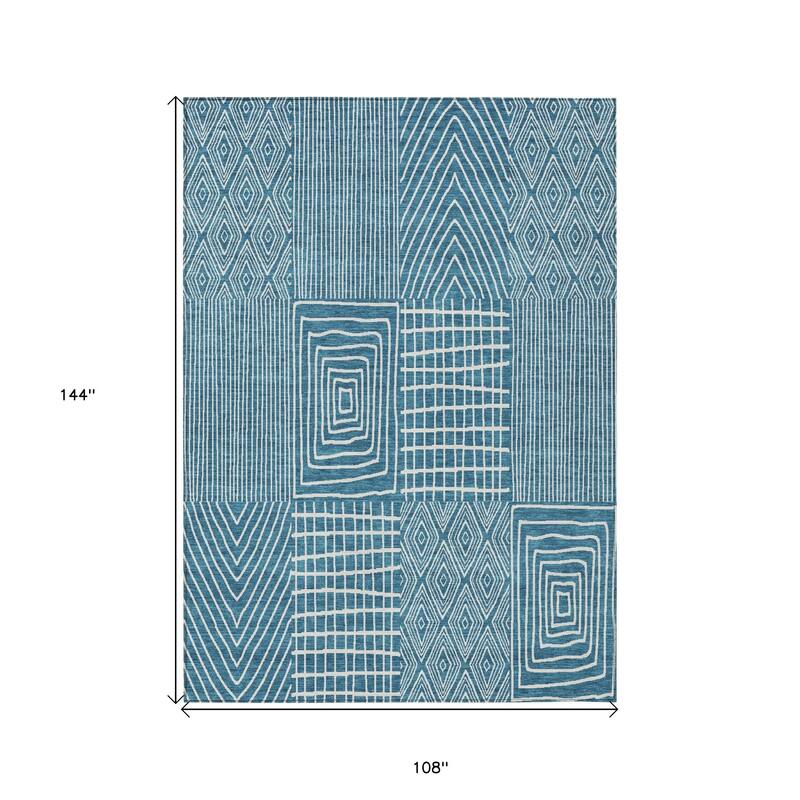 HomeRoots Geometric Transitional Rectangle Outdoor Rug