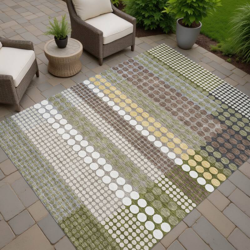 Machine Washable Indoor/ Outdoor Casual Dotty Chantille Rug