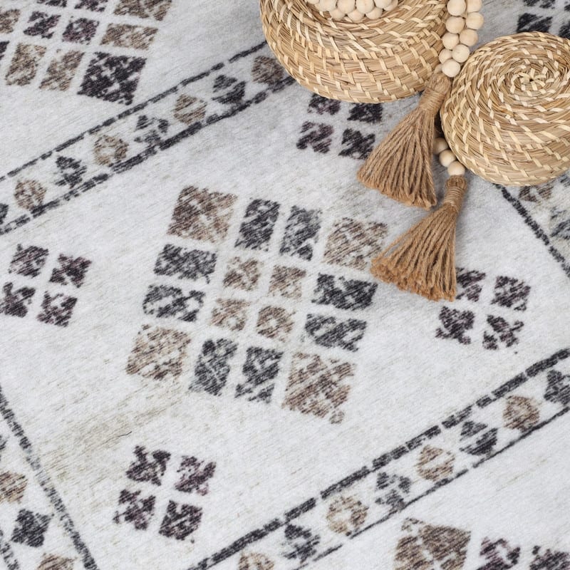 Superior Solin Washable Indoor Area Rug or Runner