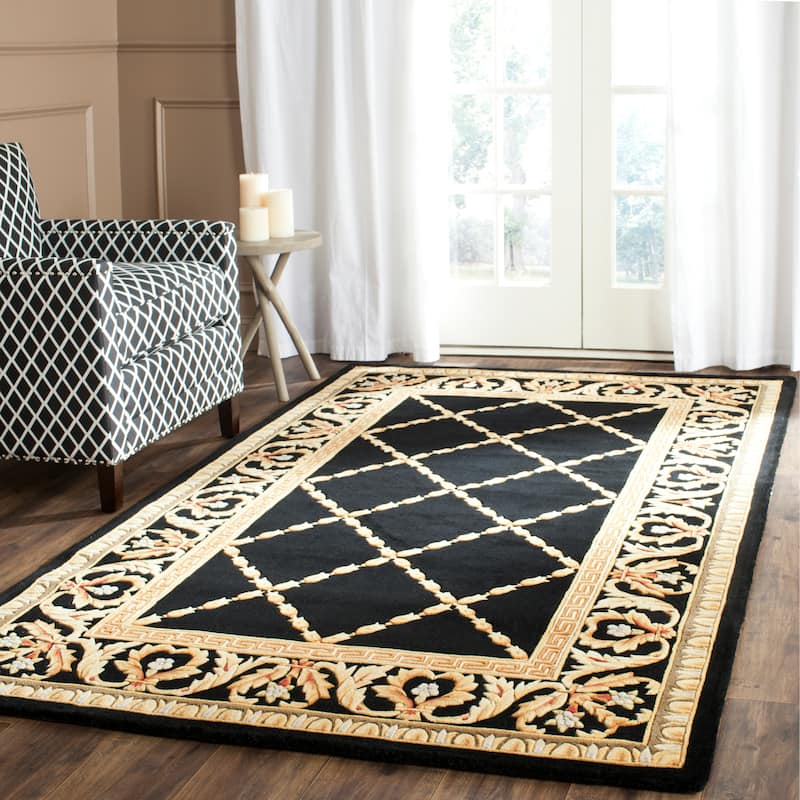 SAFAVIEH Handmade Naples Everarda Traditional Oriental Wool Rug - 5' x 8' - Gold