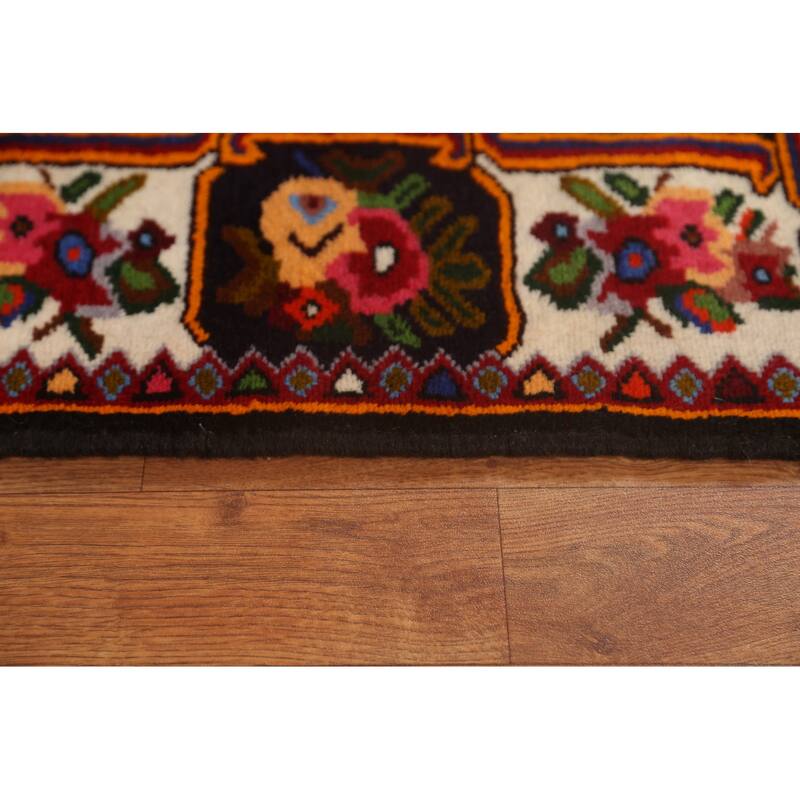 Hand Knotted Oriental 100% Wool Carpet Traditional Floral Pink Bakhtiari Area Rug - 4' 10'' X 3' 6''