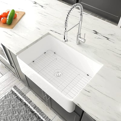 White Ceramic Single Bowl Farmhouse Apron-Front Kitchen Sink with Grid and Strainer