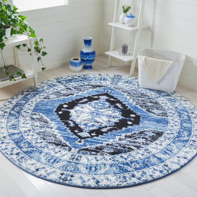 SAFAVIEH Vintage Hamadan Lucile Traditional Medallion Rug - 6'7" Round - Blue/Ivory
