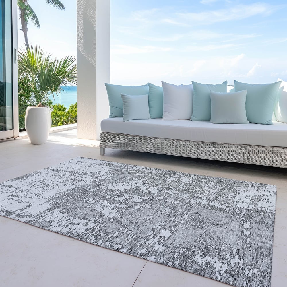 Machine Washable Indoor/ Outdoor Abstract Pixels Chantille Rug