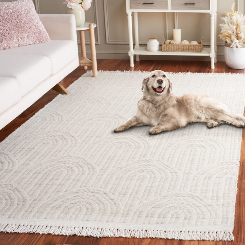 SAFAVIEH Handmade Kilim Irina Geometric Tassel Wool Rug - 6' Round - Light Grey/Ivory