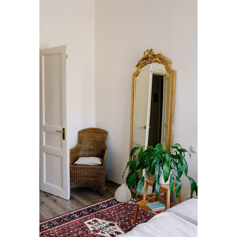 ECARPETGALLERY Hand-knotted Andelz Red Wool Rug - 4'7 x 8'2