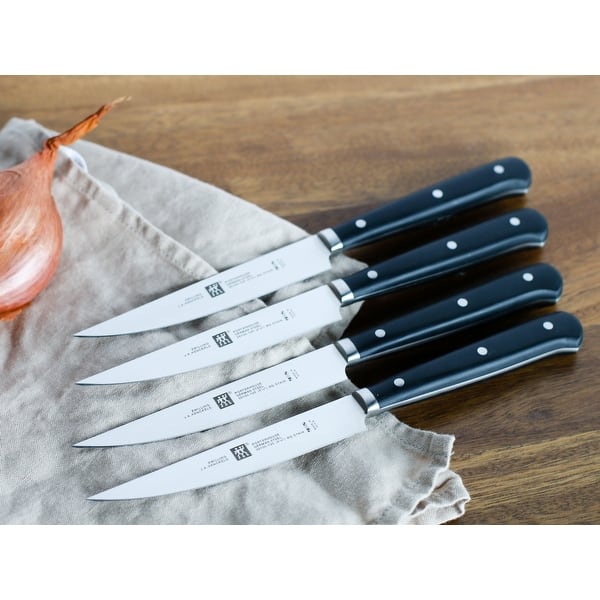 https://ak1.ostkcdn.com/images/products/is/images/direct/17d1b2aab07d48b13a85d99ea22f42e75c3faad4/ZWILLING-Porterhouse-4-pc-Steak-Knife-Set-in-Beechwood-Box.jpg?impolicy=medium
