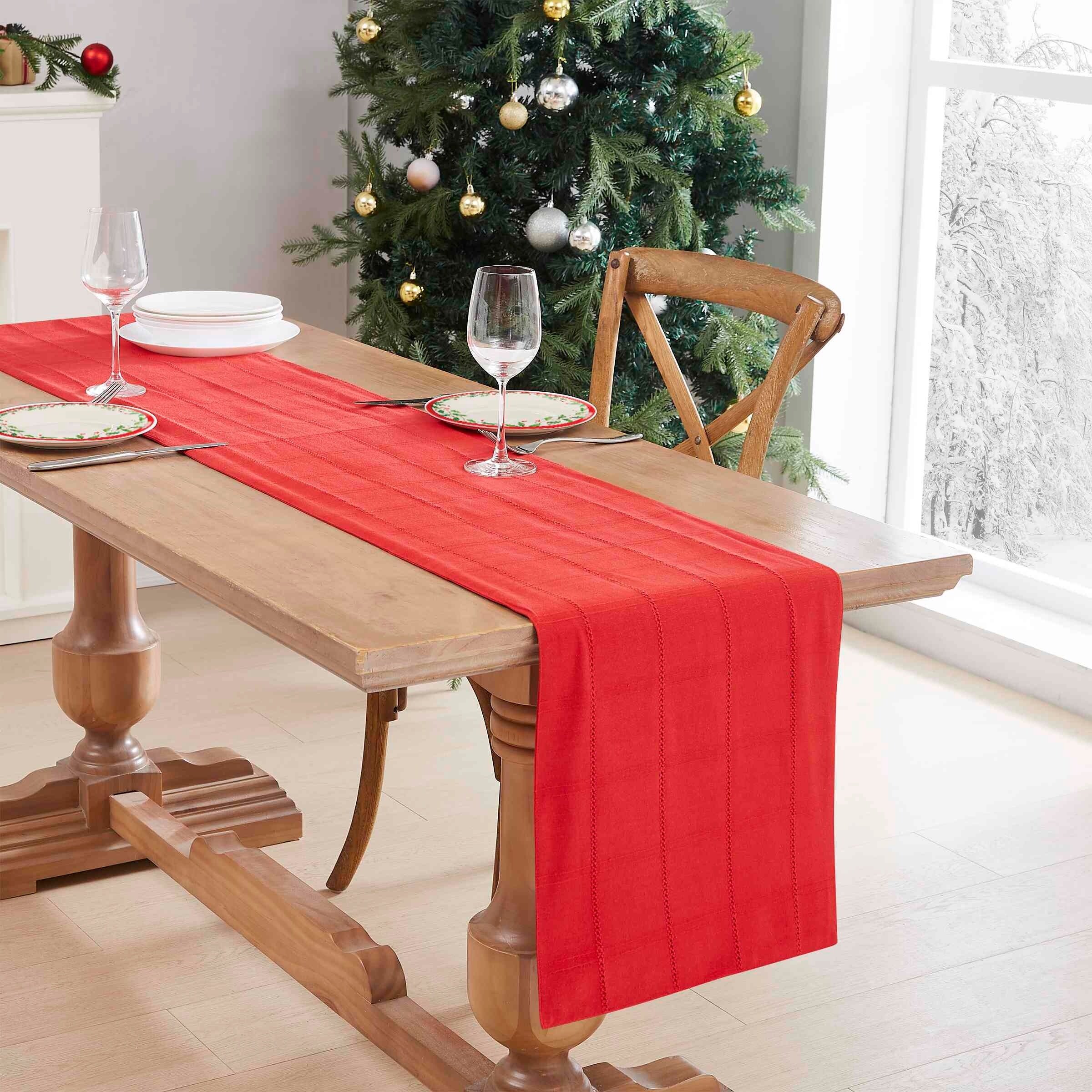 Izod Chadwick Red 90" Runner - RNR 90"